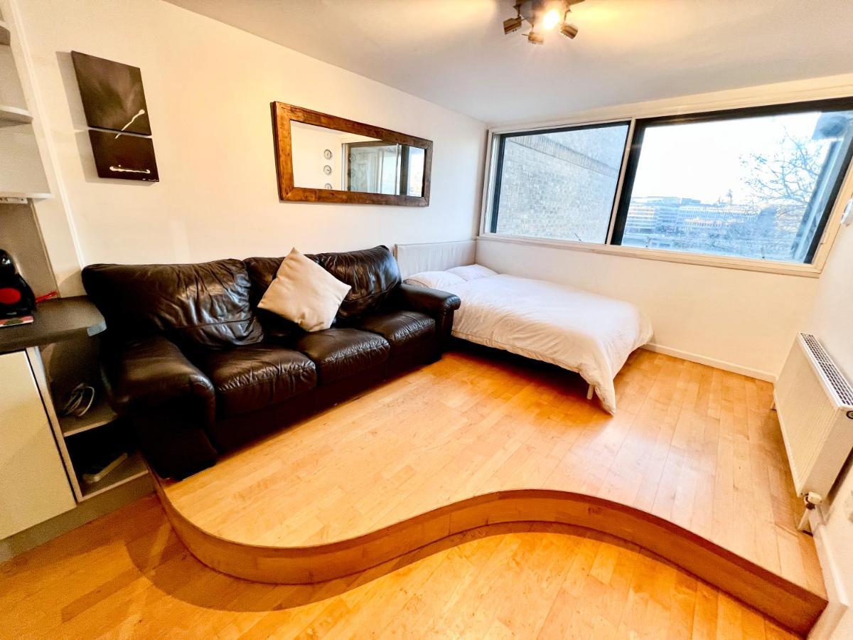 Great River Thames View Entire Apartment In The Most Central London Exterior photo