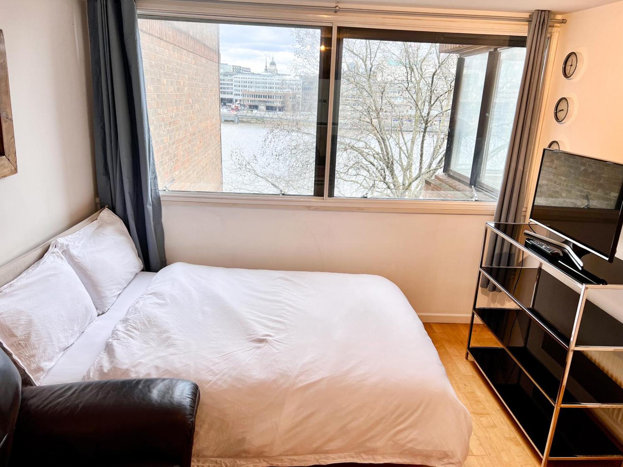 Great River Thames View Entire Apartment In The Most Central London Exterior photo