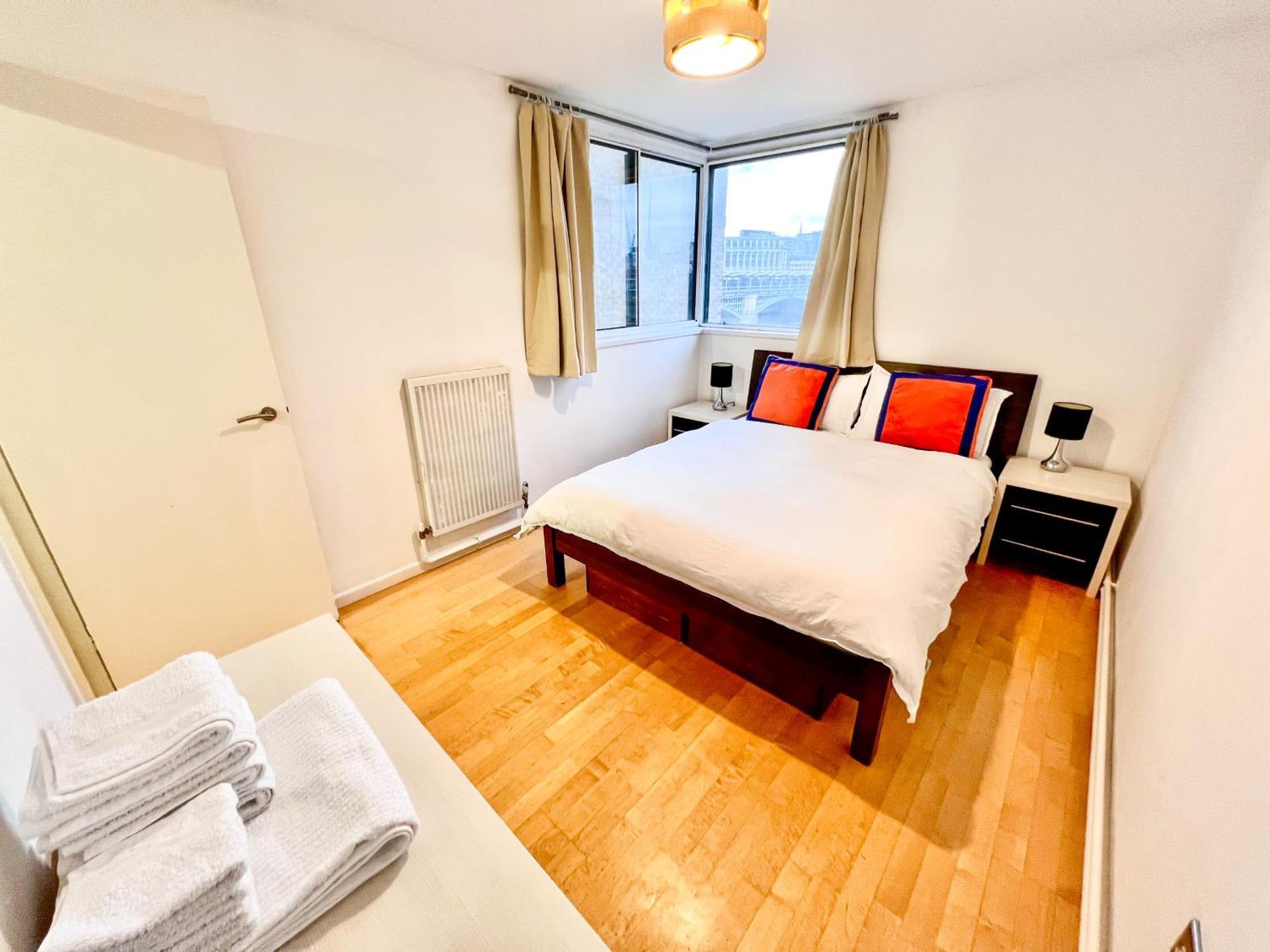 Great River Thames View Entire Apartment In The Most Central London Exterior photo